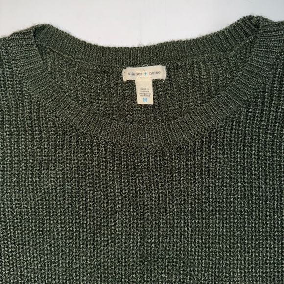 Silence + Noise Women’s Bell Sleeve Sweater Size M Green Tie Detail Acrylic - Picture 2 of 9